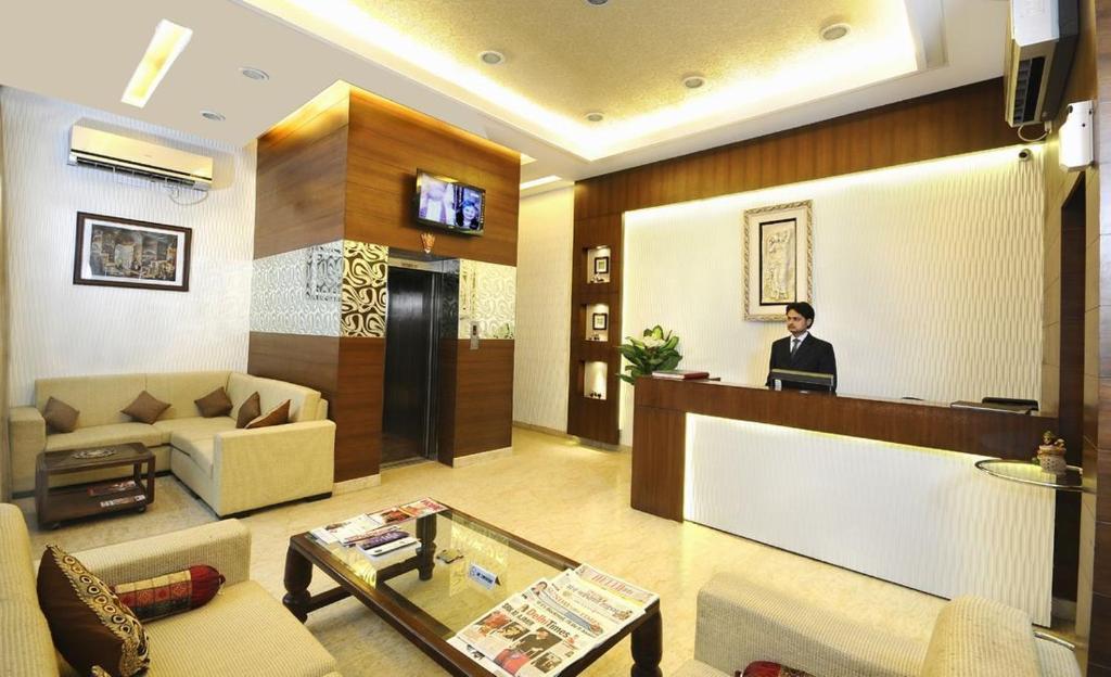 ניו דלהי Airport Hotel Goodluck מראה חיצוני תמונה